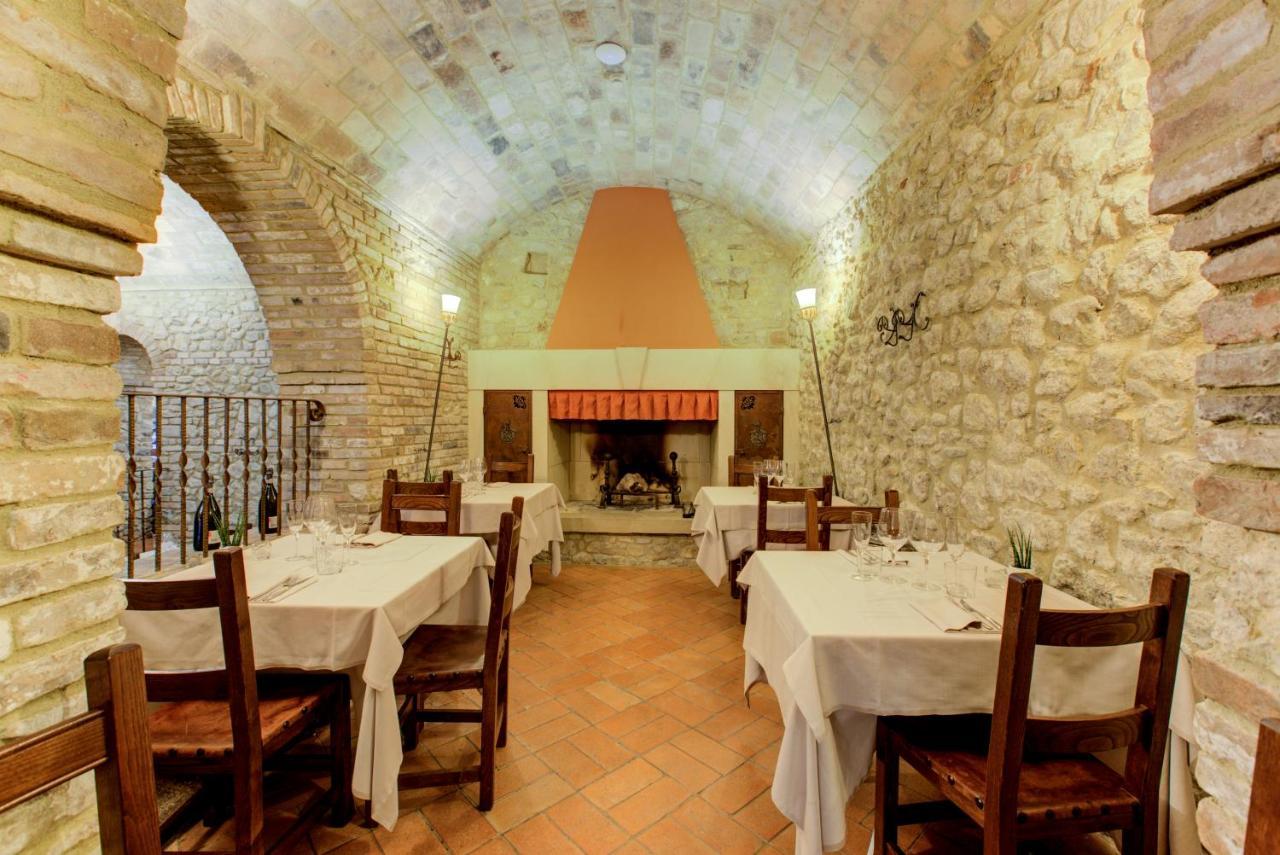 Oste del Castello Wellness&Bike Hotel Verucchio Esterno foto