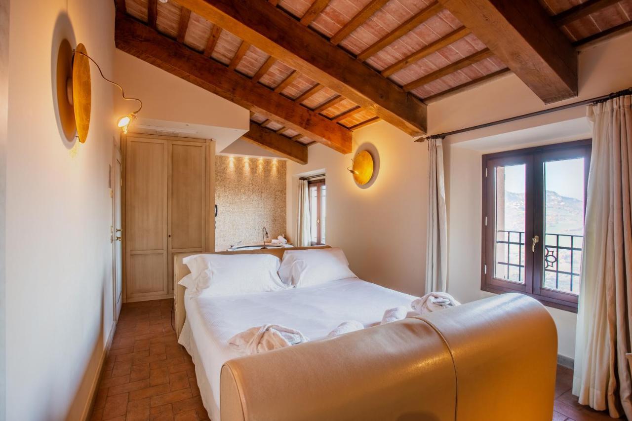 Oste del Castello Wellness&Bike Hotel Verucchio Esterno foto