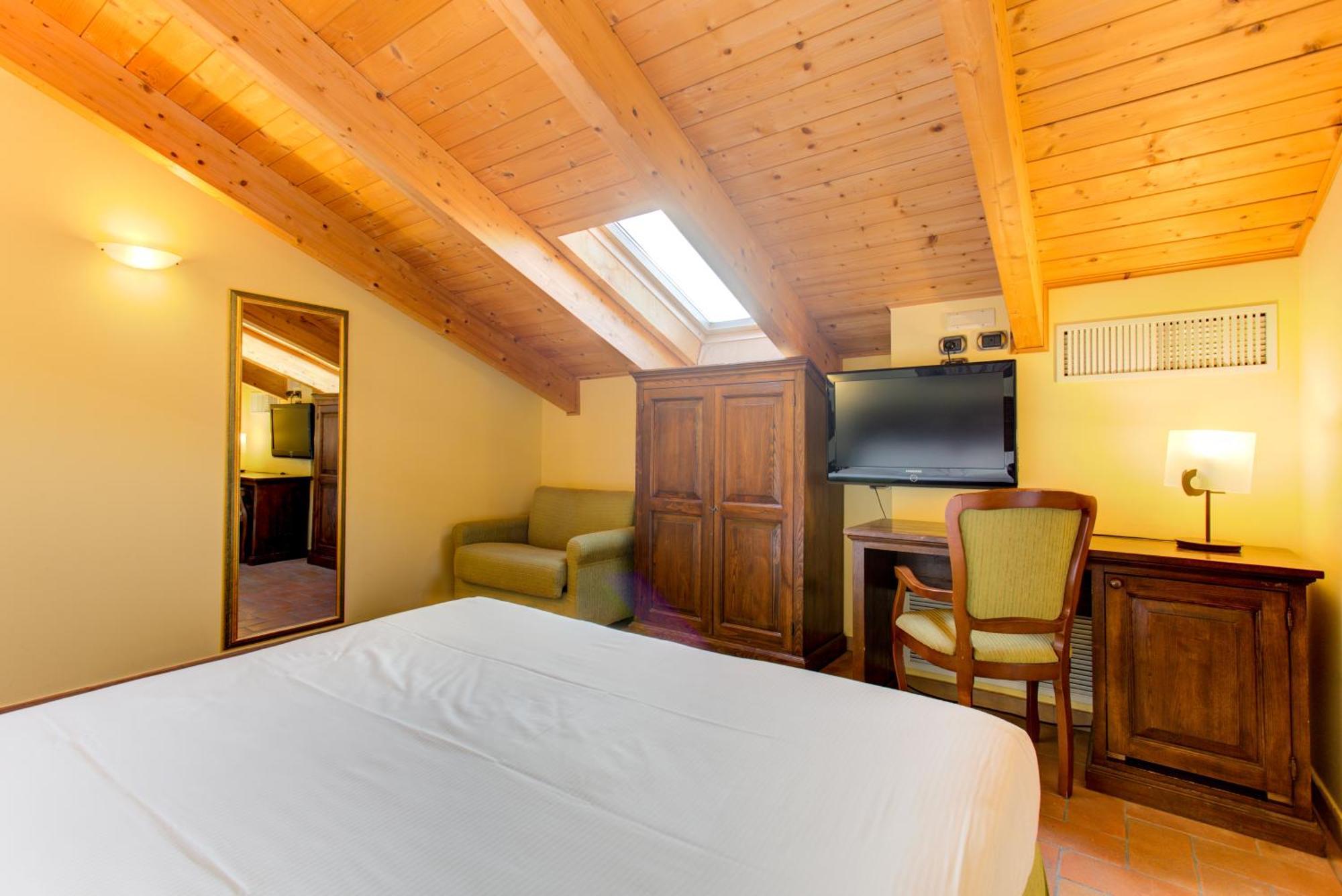 Oste del Castello Wellness&Bike Hotel Verucchio Esterno foto